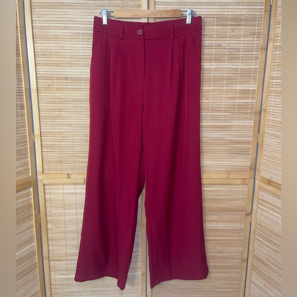 Grecerelle red woman’s trousers pants slacks NWT size 12
